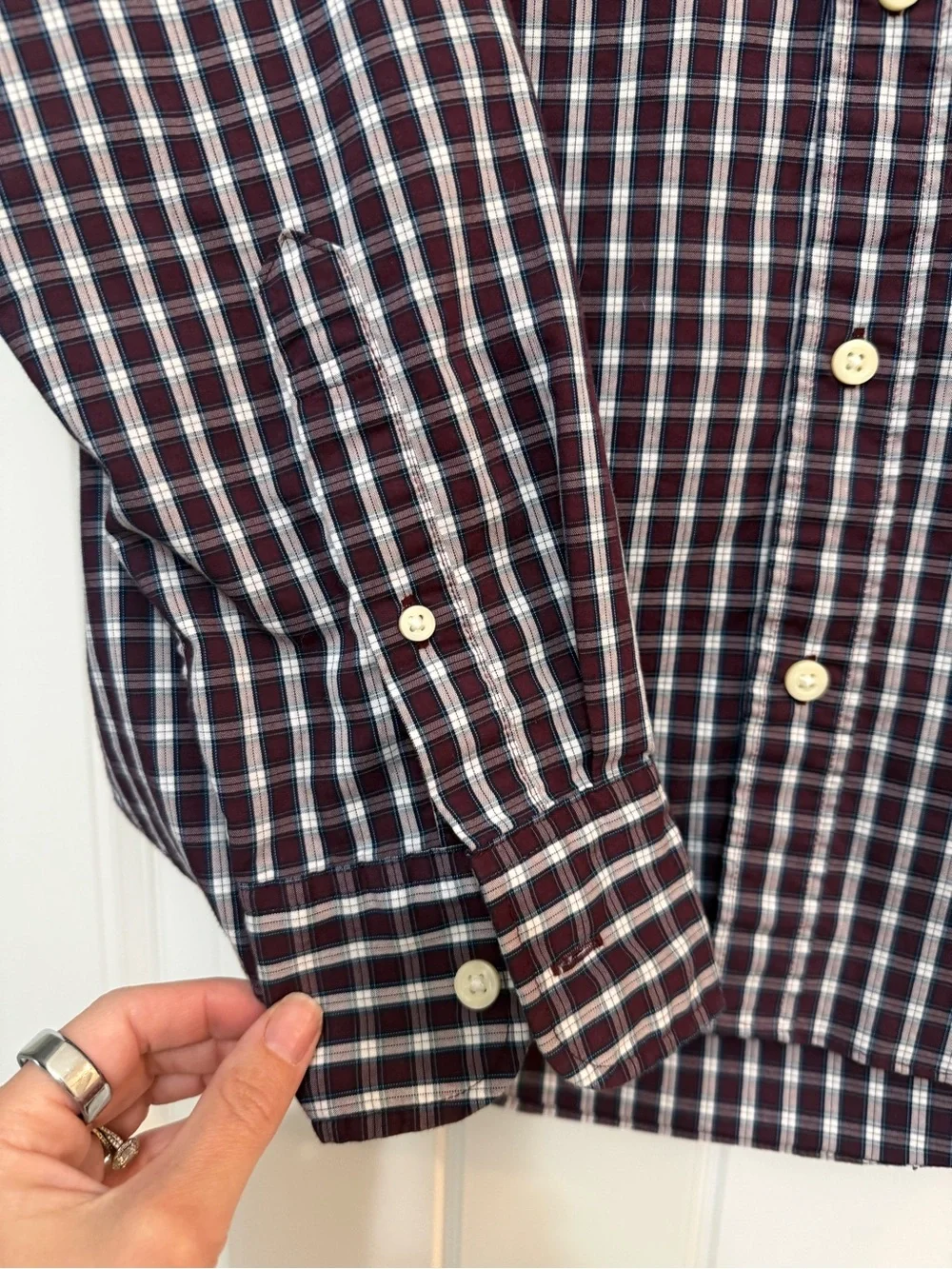 J. Crew Men's Long-Sleeve Button-Down Slim Untucked Performance Shirt Maroon